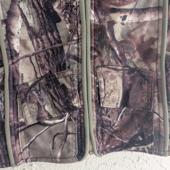 NWT Polartec She Safari Camo Fleece Vest - Picture 2 of 6